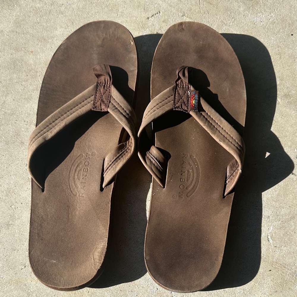 Rainbow Classic Tan Sandals